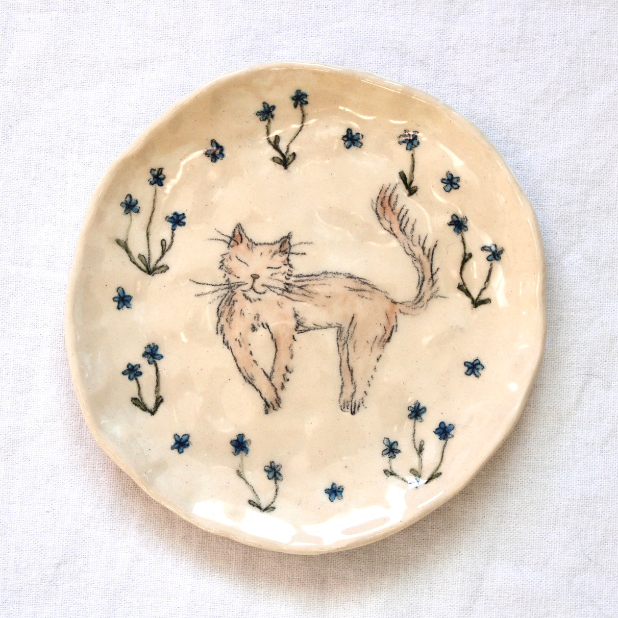 Kitty With Flowers Dish
