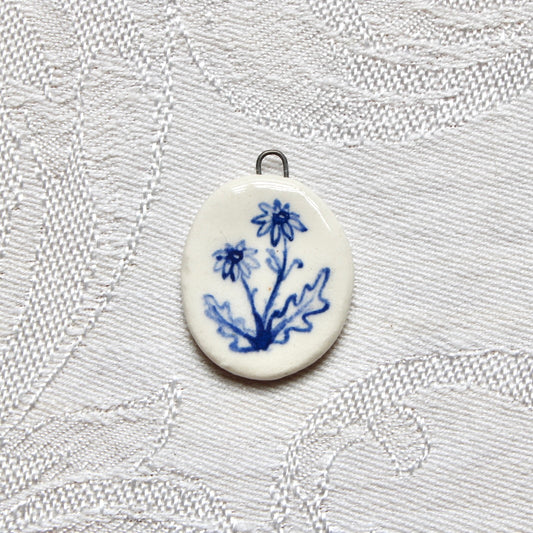Daisies Charm