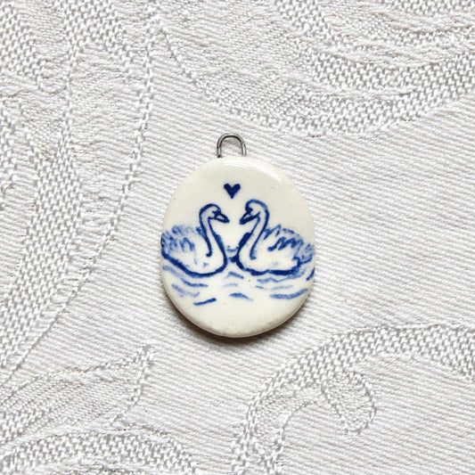 Lover Swans Charm