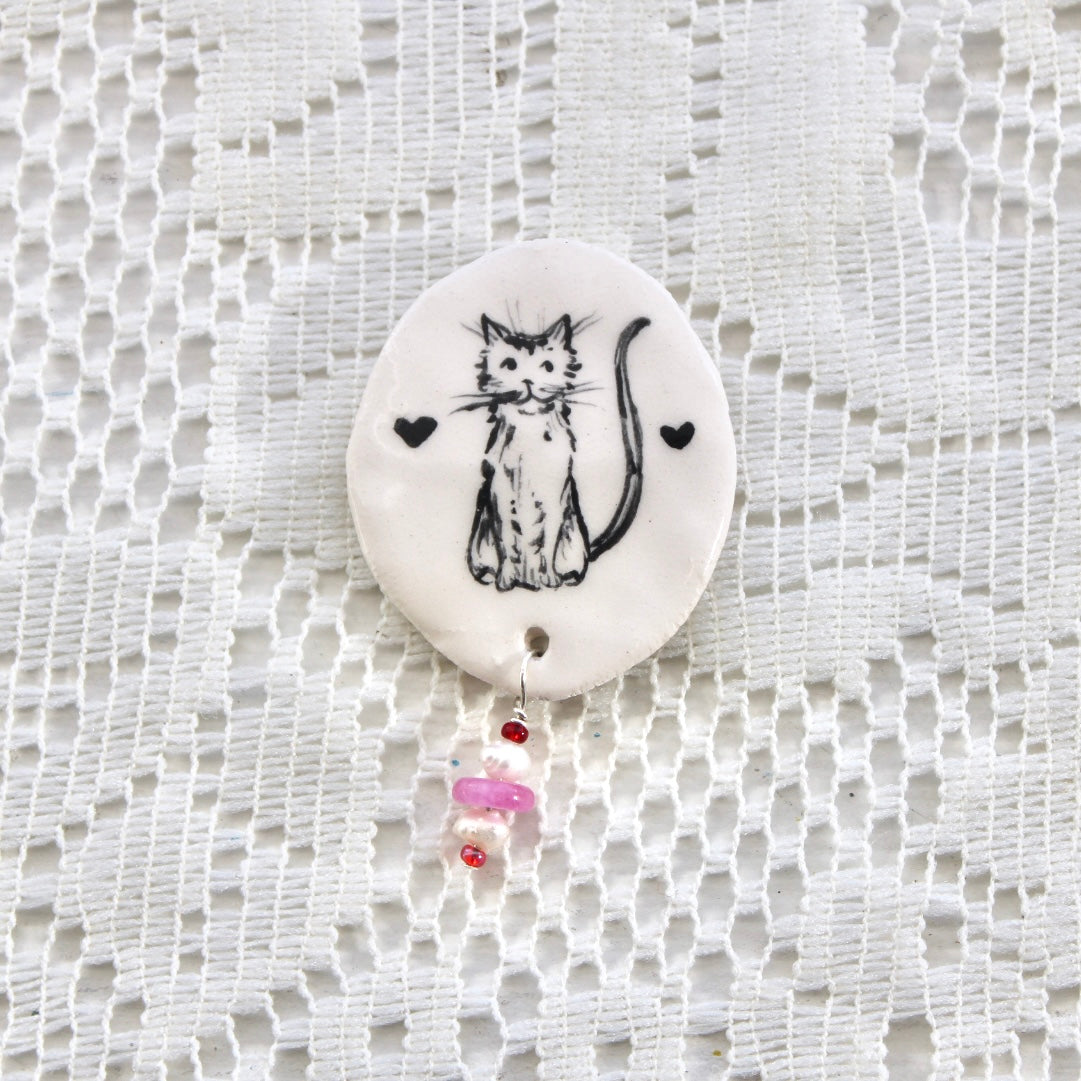 Sitting Kitty Beaded Magnet