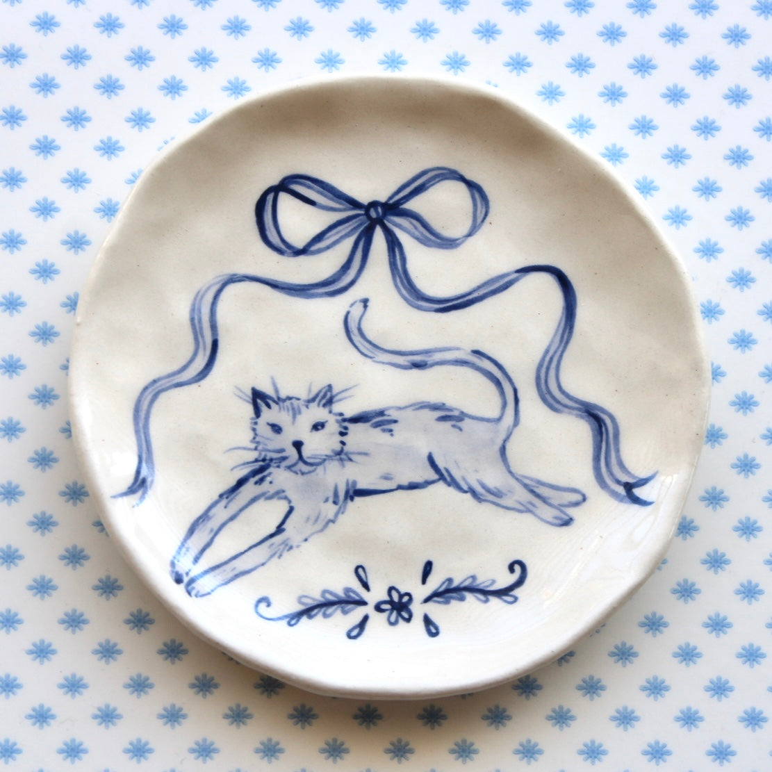 Kitty With Bow Dish