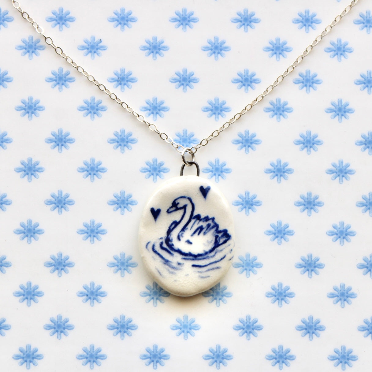Swan Necklace in Silver