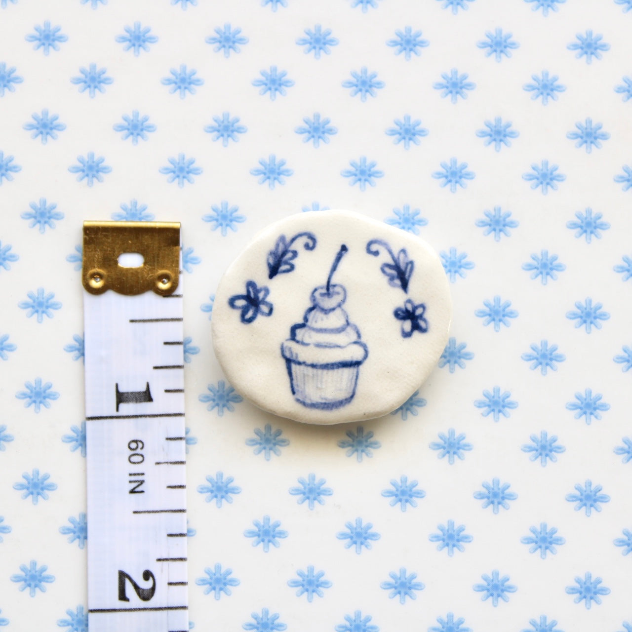 Cupcake Magnet