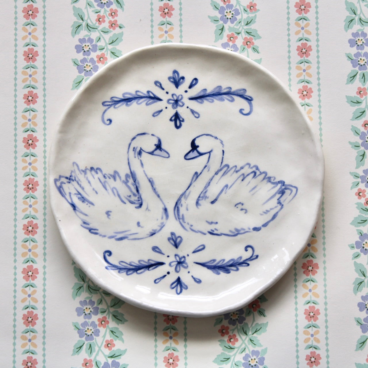 Lover Swans Dish