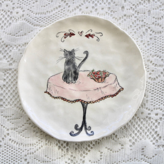 Kitty on Table Dish