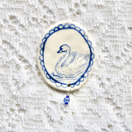 Swan Beaded Magnet