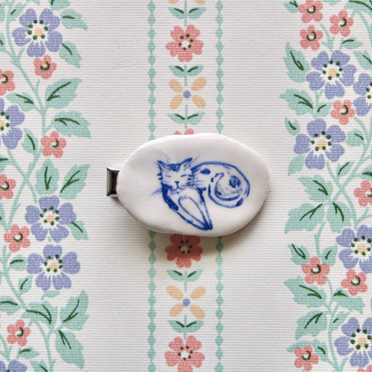 Laying Kitty Hair Clip