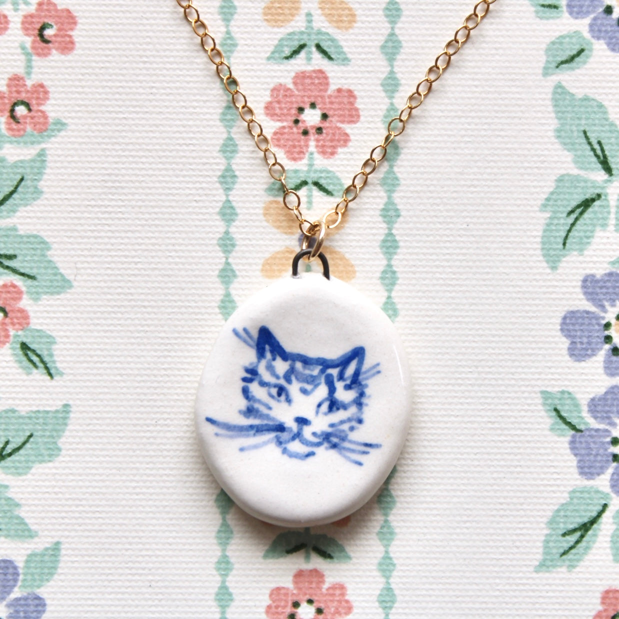 Cat Necklace in Gold