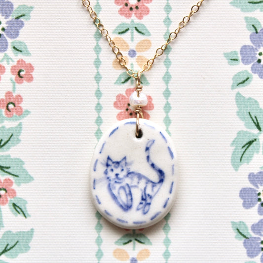 Kitty Necklace in Gold