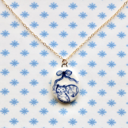 Kitty Necklace in Gold