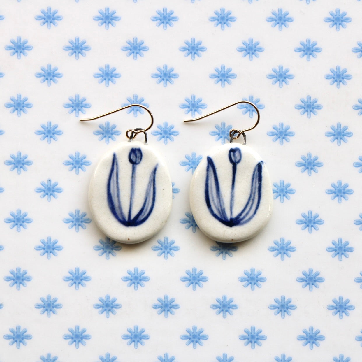Tulip Earrings in Gold
