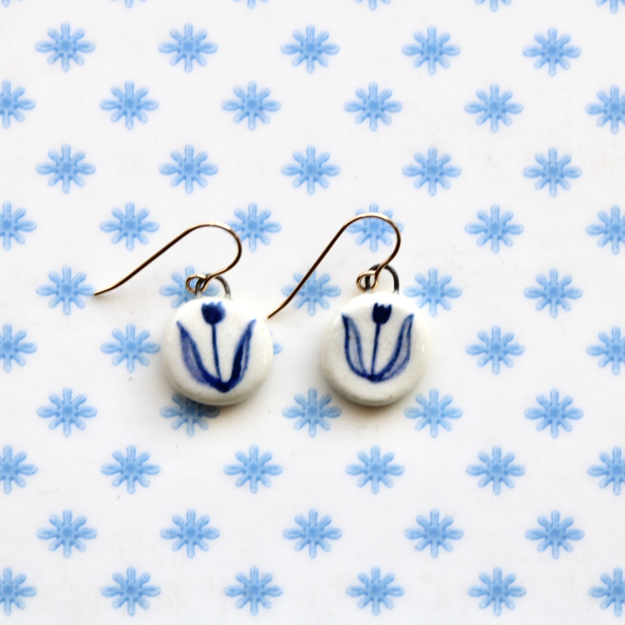 Tulip Earrings in Gold