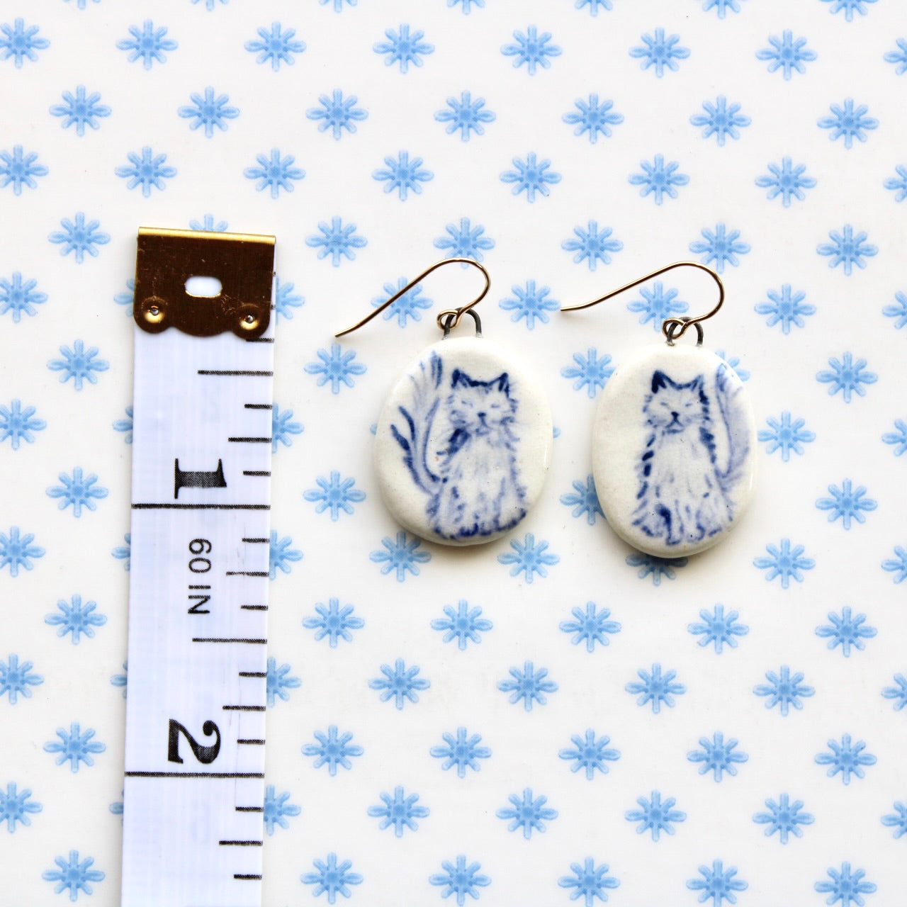 Cat Earrings in Gold