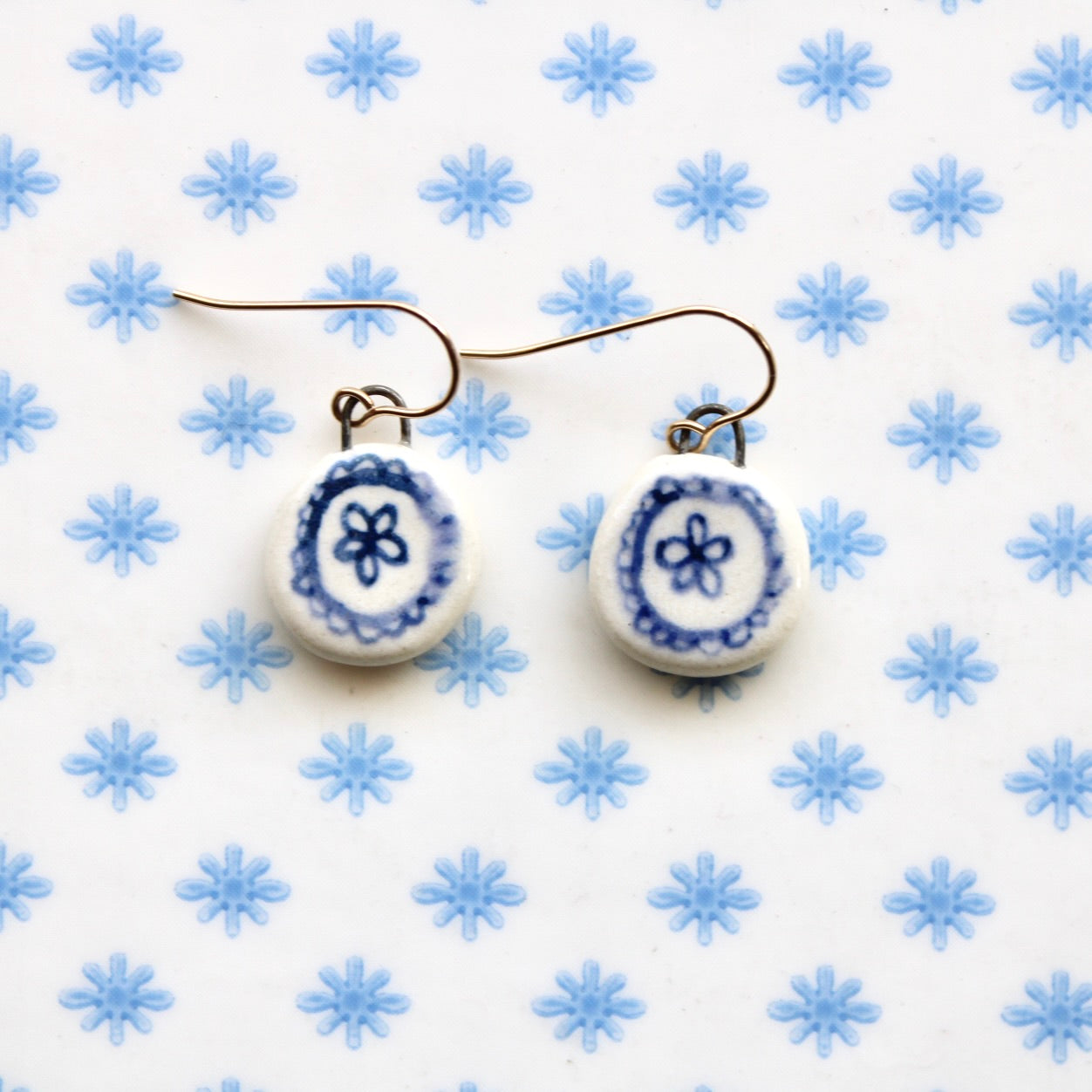 Flowers in Lace Earrings in Gold