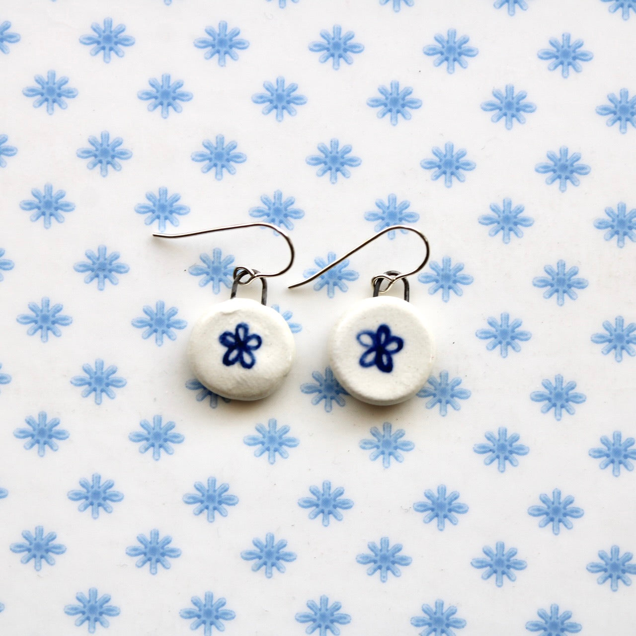 Flower Earrings in Silver