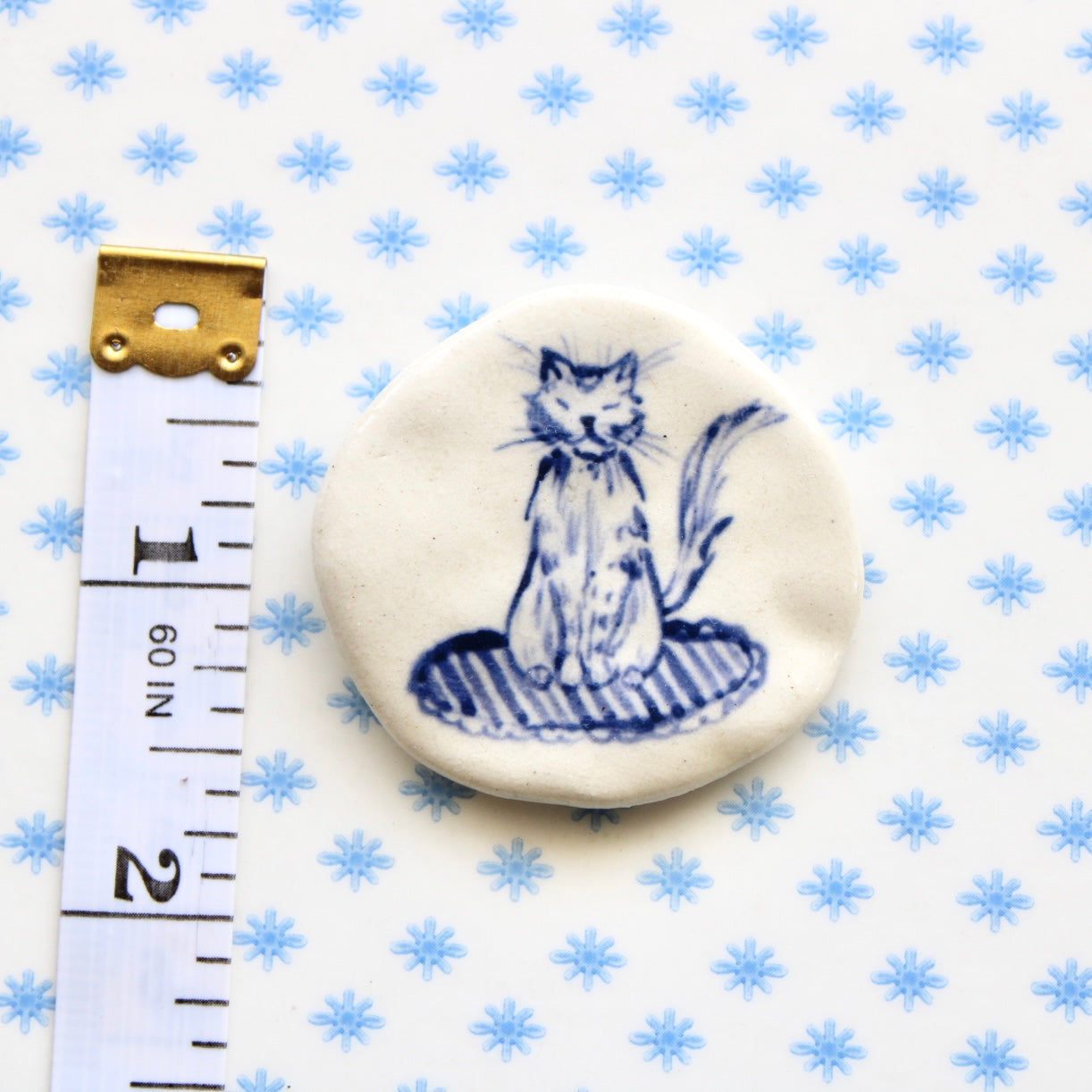 Sitting Kitty Magnet