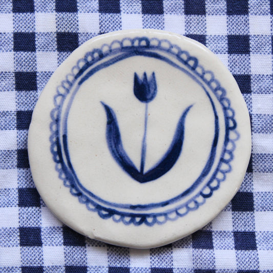 Tulip Lace Magnet